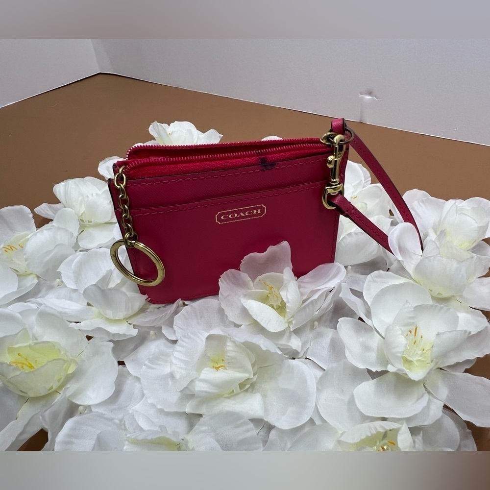 COACH small Pink wallet - Picture 2 of 10